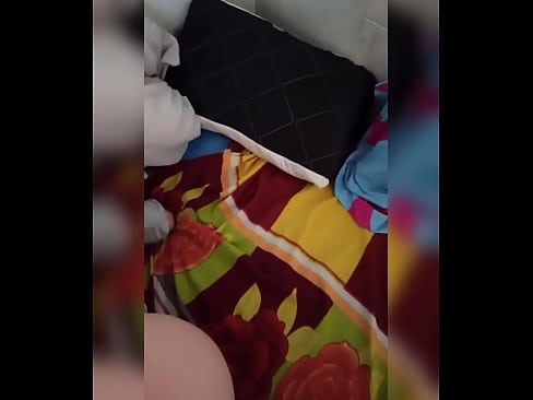❤️ Mening xonadoshim uyda yolg'iz qoladi, chunki eri ta'tilga ketadi va men uni sikish va eshagini sut bilan to'ldirish imkoniyatidan foydalanaman seks  uz.epicpornvideos-com.ru